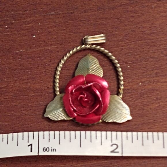 2 for $20 VTG Metallic Red Rose Pendant Green Leaf - Picture 5 of 6
